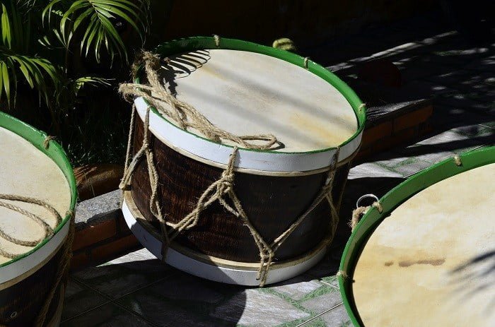 Instrumento tradicional do Maracatu.
