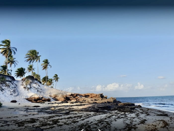 A praia de Guadalupe é o lugar perfeito para um banho de argila e para relaxar.