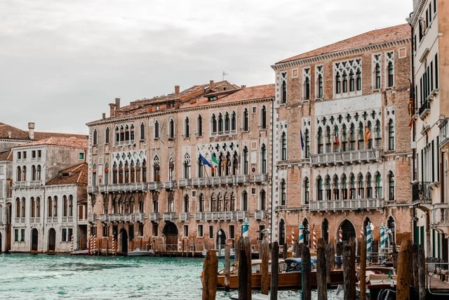 Construção de Veneza, Itália.