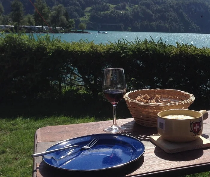 Fondue, prato tradicional suíço.