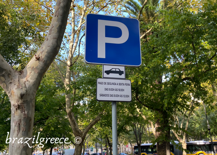 Placas de trânsito em Lisboa: estacionamento.