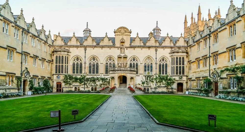 Como Ingressar na Universidade de Oxford?