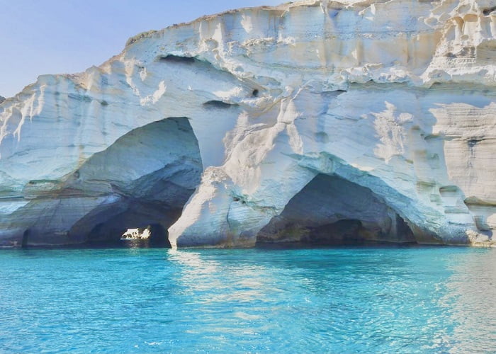 Kleftiko,beach, cavernas marinhas, rochas vulcânicas, ilha de Milos, Grécia.