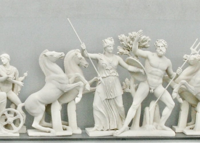 Representação da disputa na mitologia grega entre os deuses Poseidon e Atena, deuses do Olimpo, pela reivindicação de Atenas.