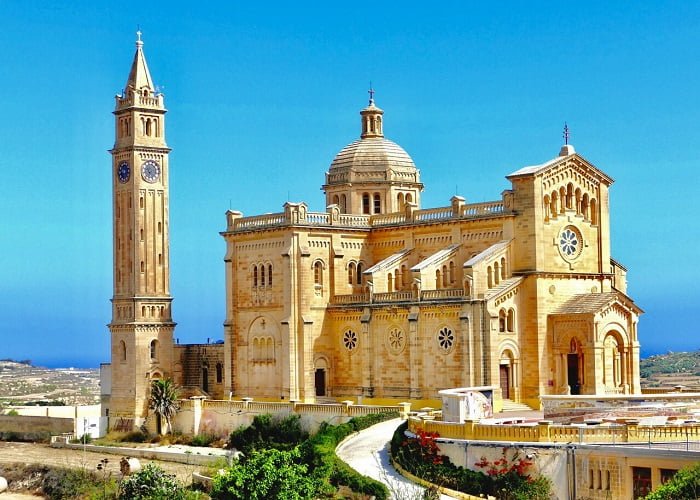 O Templo Ta Pinu em Malta