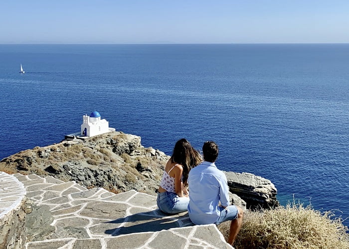 Como o Mar Egeu recebeu o seu nome, de acordo com a mitologia grega.