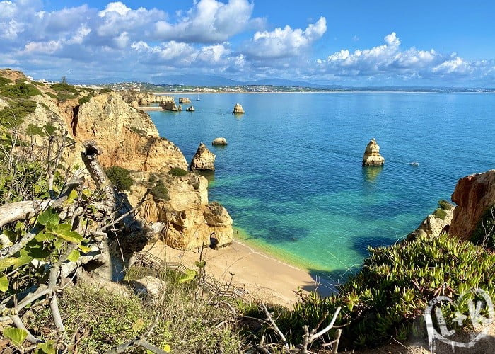 Praia do Camilo no Algarve, Portugal.
