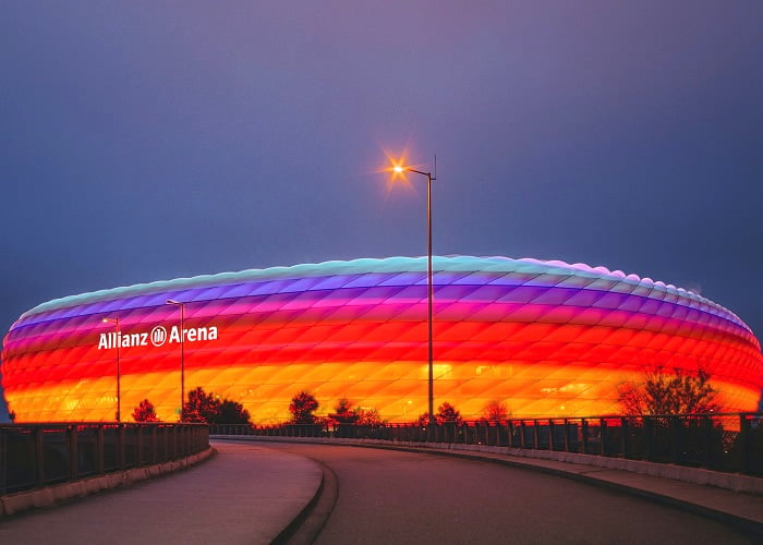 O que fazer em Munique em 1 dias: visitar o Allianz Arena.