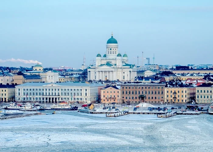 Onde passar o natal com neve na Europa: Helsinki, Helsinque.