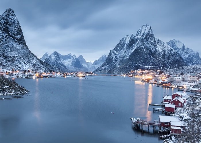 O que fazer em Tromso na Noruega: conhecer os Fiordes.