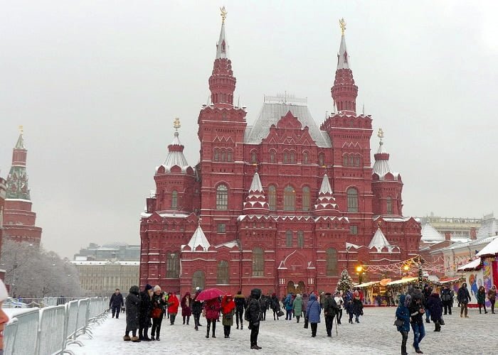 Onde passar o Natal com Neve na Europa: Moscou.