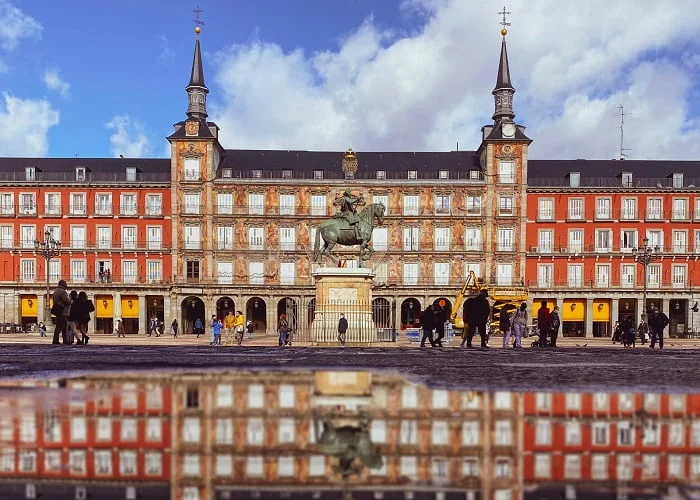 Pontos Turísticos Espanha: Plaza Mayor, Madrid, Espanha.