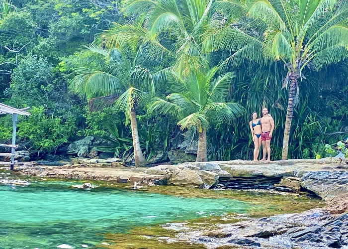 Búzios ou Angra dos Reis.