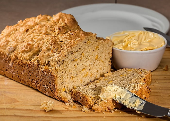 Comidas que trazem sorte para o ano novo: pão de milho.