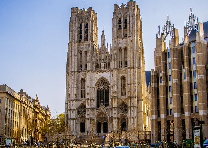 O que fazer em Bruxelas: Catedral de São Miguel e Gudula.