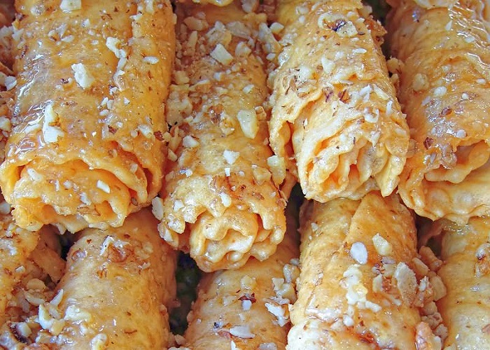 Doces gregos: Diples.