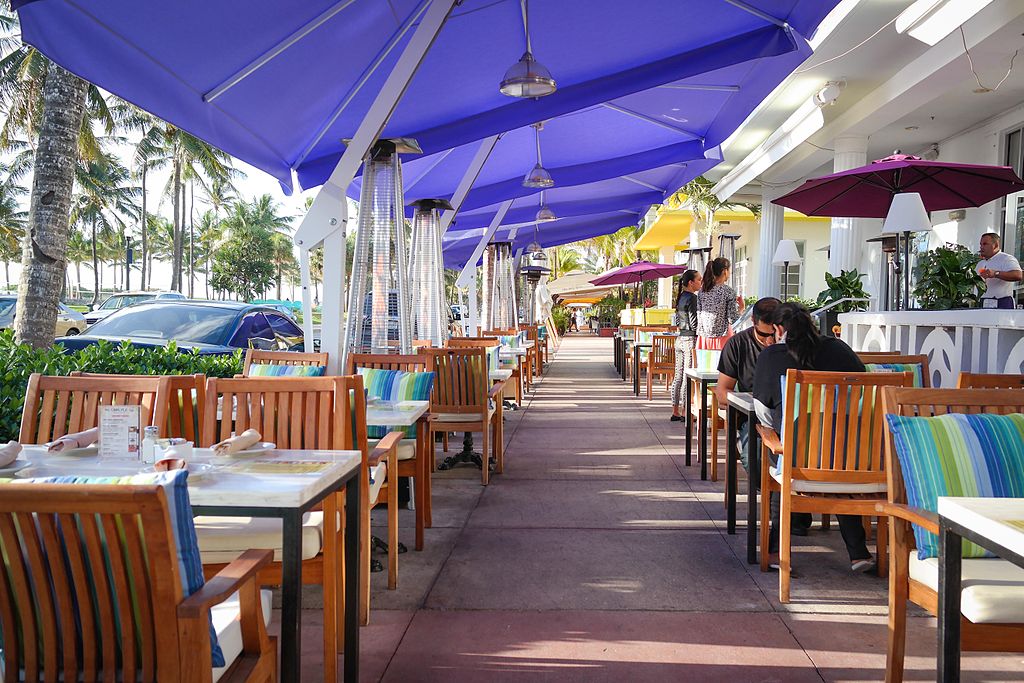 O que fazer em 1 dia em Miami: Restaurantes ao ar livre.