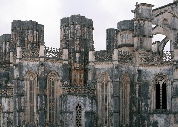 Bate e volta de Lisboa: Mosteiro da Batalha.