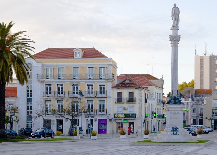 Bate e volta de Lisboa: Setúbal.