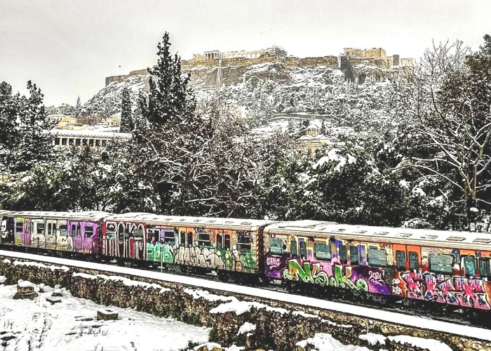 Grécia: Atenas Coberta de Neve.