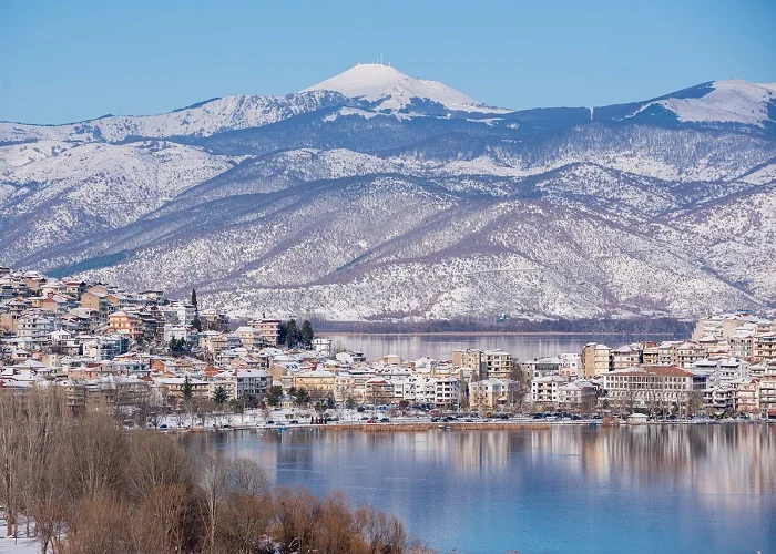 Neve na Grécia em 2022.