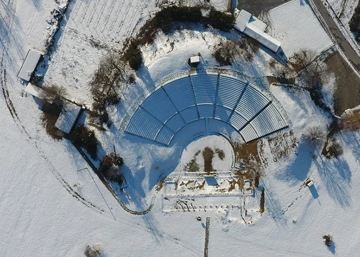 Teatro de Dion no Monte Olimpo.