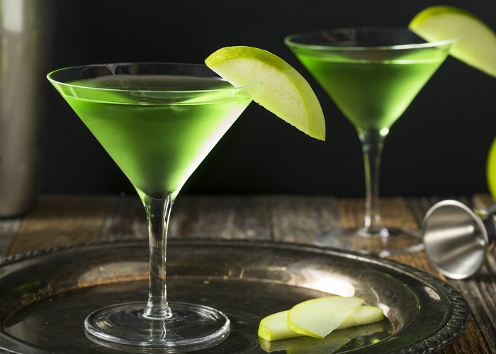 Drinks Coloridos para Festa: Martini de Maçã Verde.