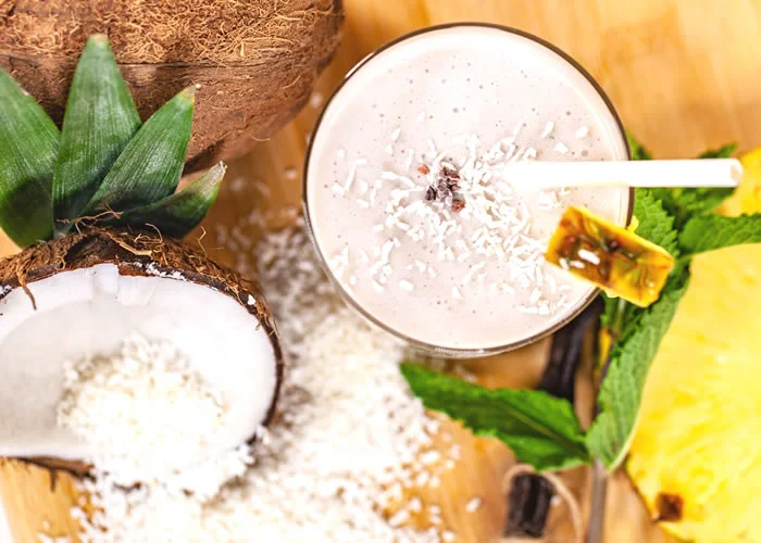 6 Drinks De Coco Deliciosos E Chiques Para Fazer Em Casa!