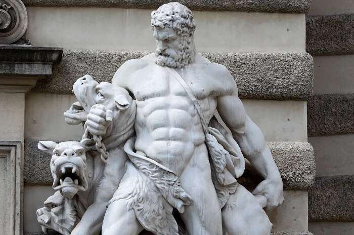 Heróis da mitologia grega: Hércules.