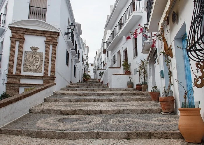 Pueblos Blancos: Frigiliana.