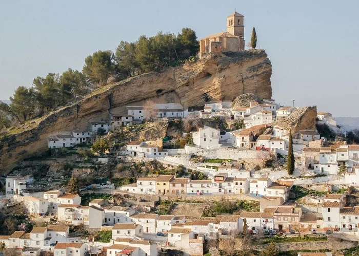 Pueblos Blancos: Montefrío.