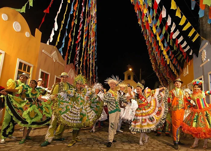 Tudo sobre o carnaval no Brasil.