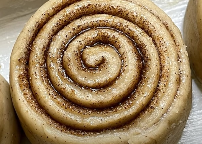 Cinnamon rolls receita: modo de preparo da massa.