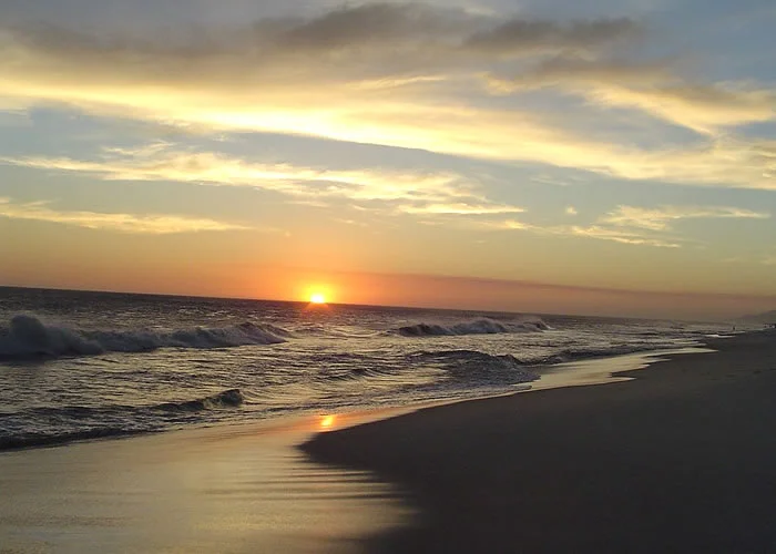 Melhores praias da região dos lagos: Praia Seca.