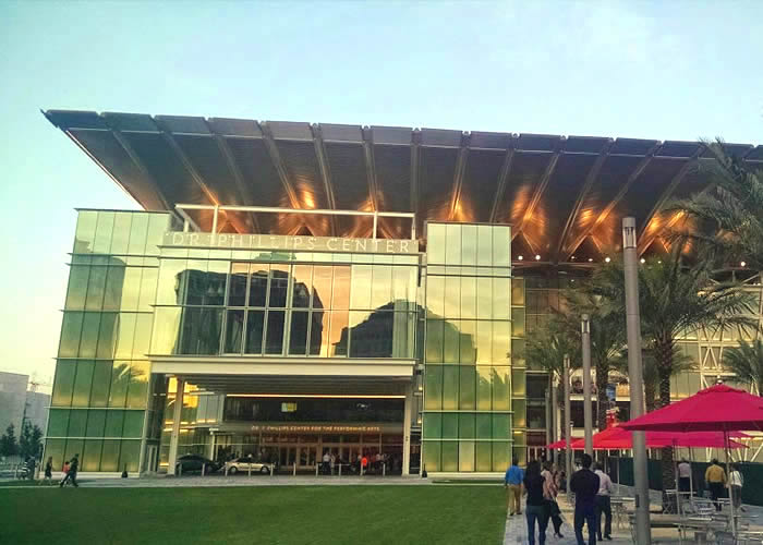 Pontos turísticos de Orlando: Dr. Phillips Center for the Performing Arts.