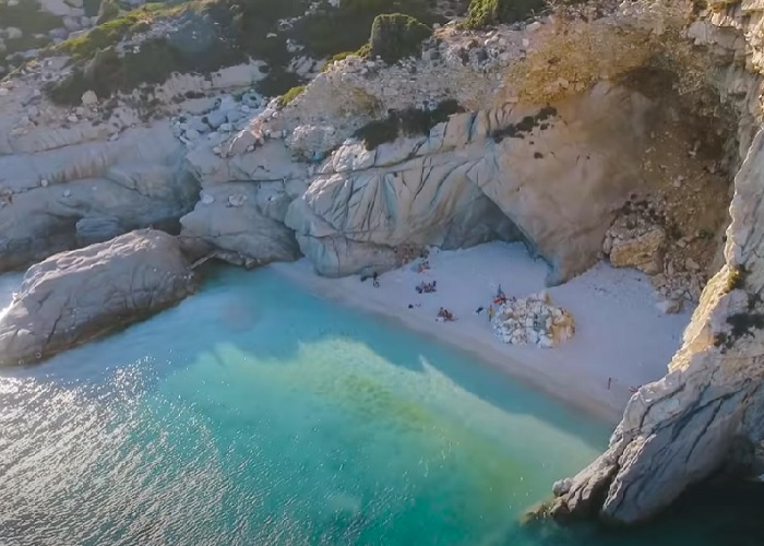Ikaria Grécia: praias.