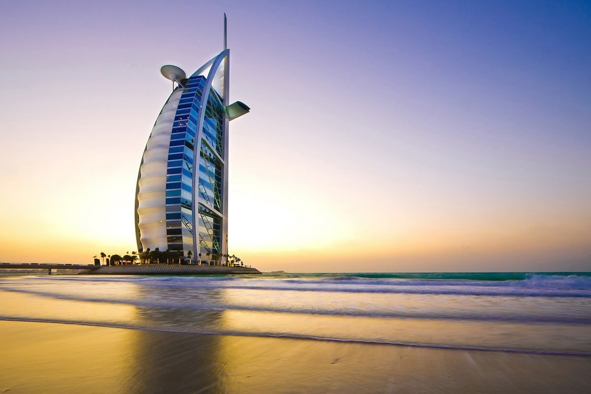 Os hotéis mais caroOs hotéis mais caros do mundo: Burj Al Arab.s do mundo: Burj Al Arab .