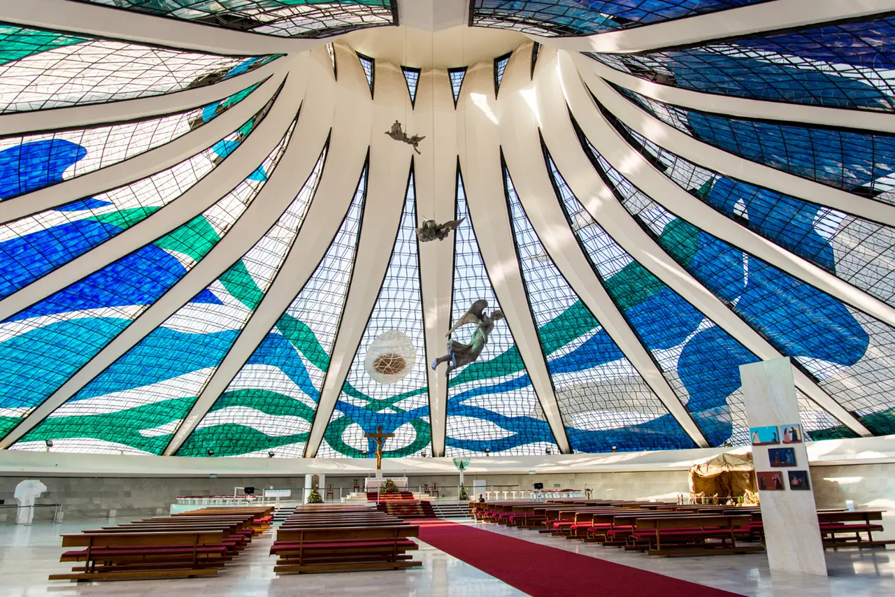Pontos turísticos de Brasília: Catedral Metropolitana.