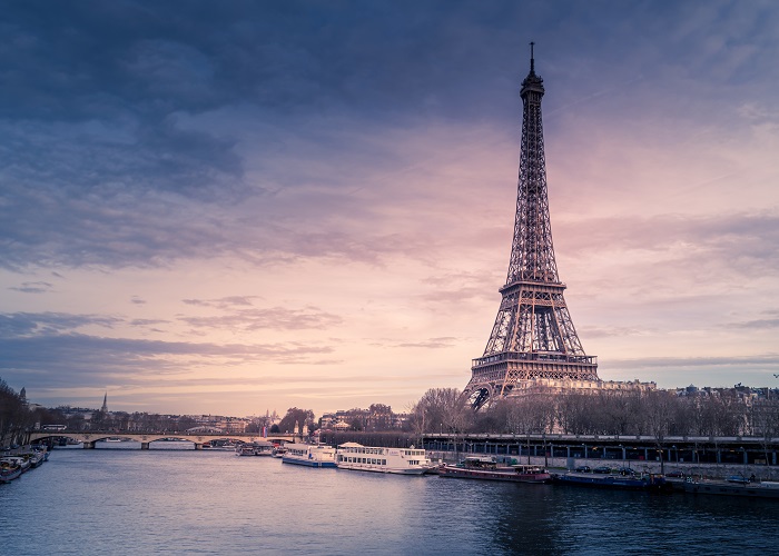 Réplicas da Torre Eiffel Fora de Paris.