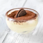 Mousse de Leite Ninho com Chocolate e Biscoito – Veja essa receita crocante!