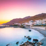 Ilha Grega promete pagar R$ 102 mil para que você more lá – Você toparia?