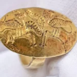 Veja aqui o anel de ouro de 3.000 anos que retornou à Grécia da Suécia!