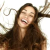Mulher com cabelo bonito.