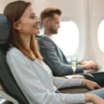 Por que você deveria pensar 2x antes de usar os bolsões dos assentos do avião?