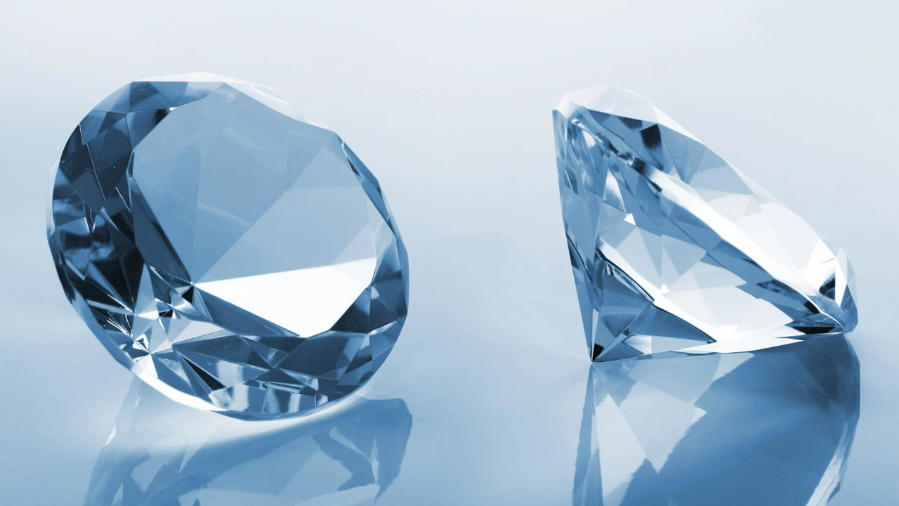 Pedra preciosa: você sabe o que são os 4Cs do diamante?