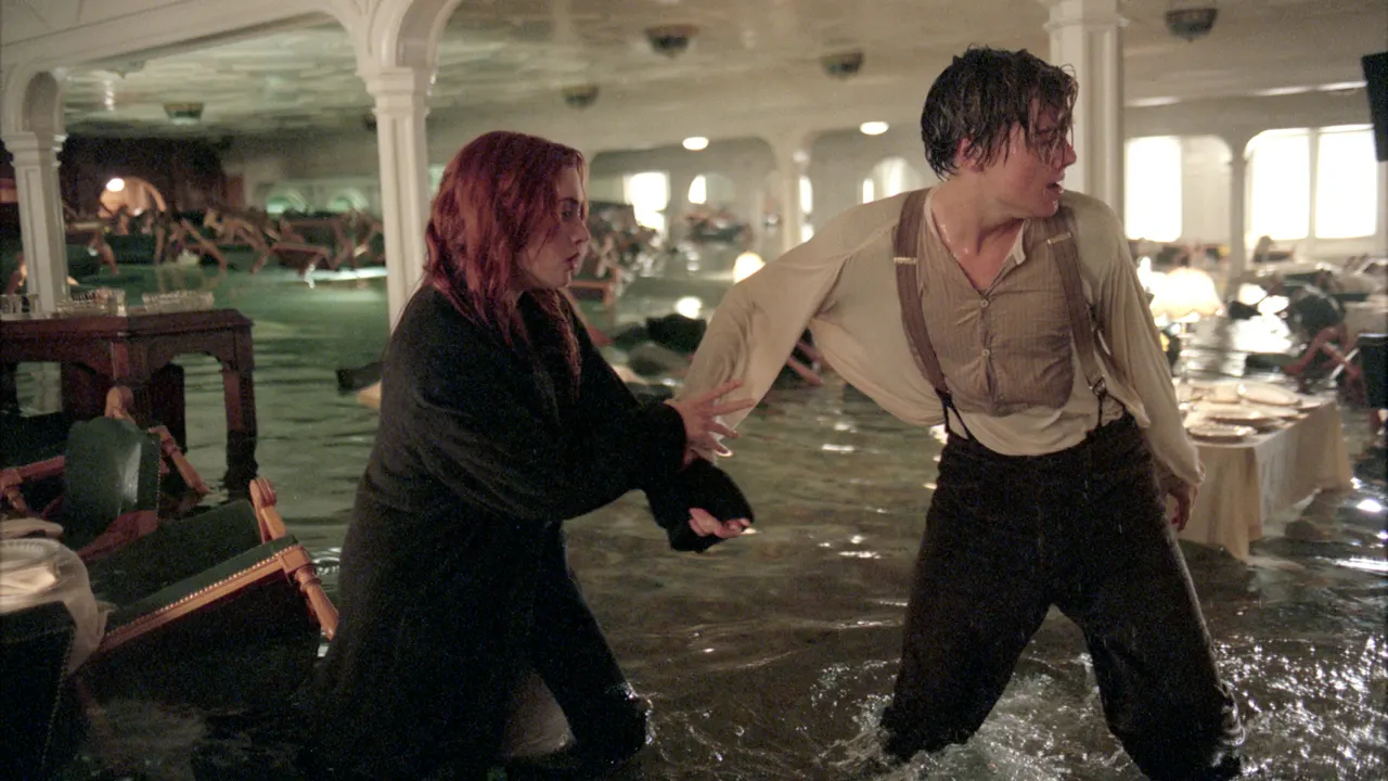 Cena do Titanic revela que Cameron se preocupou com detalhes da tragédia real