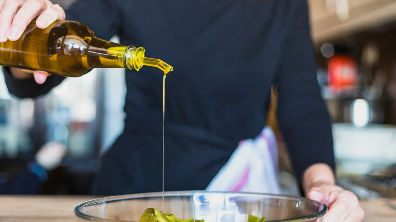 Qual é o melhor azeite para cada preparo na sua cozinha?