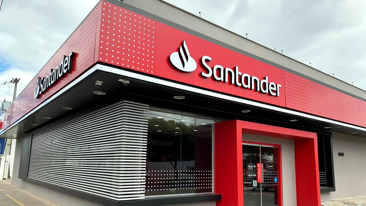 Banco Santander abre novas VAGAS com salários de mais de R$ 8.000