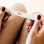 Afinal, como as pessoas descobriam a gravidez antes dos testes existirem?