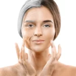 5 hábitos que você tem e envelhecem a sua pele rapidamente